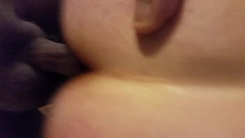 Cumming on bbw ass
