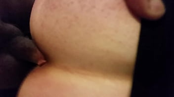 Cumming on bbw ass