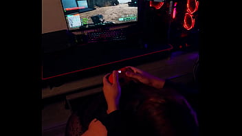 Training for the battlefield 6 launch but my friend came to call me to fuck her