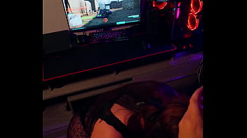 Training for the battlefield 6 launch but my friend came to call me to fuck her