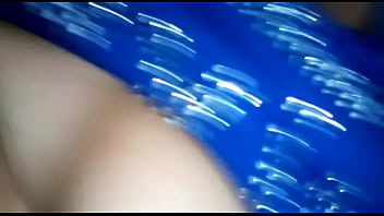 De 18 masturbandose para mi se la e metido duro