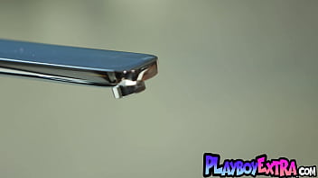 Smoking hot teen blondie reveals her big natural boobs