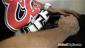 Muscular Latino Jerking Off thumbnail