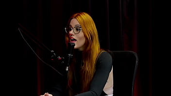 Questionava tudo namora o melhor amigo pediu para ir no puteiro e decidiu ir na casa de swing por causa do parceiro bella ruiva watch sheer red