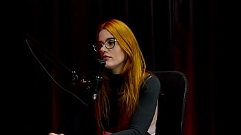 Questionava tudo namora o melhor amigo pediu para ir no puteiro e decidiu ir na casa de swing por causa do parceiro bella ruiva watch sheer red