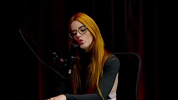 Questionava tudo namora o melhor amigo pediu para ir no puteiro e decidiu ir na casa de swing por causa do parceiro bella ruiva watch sheer red