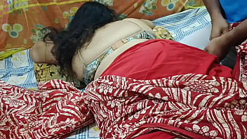 Sexy bangladesi wife showing her sexy ass and pussy