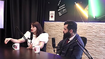 Colocou o braço na buceta safadeza da lady snow e lord kenobi no swing cast com tifany rocha watch sheer red