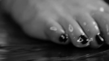 Update about why i am posting less but will post more i need to get a new home and time is running out⏳ i’m