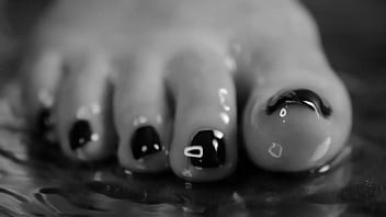 Update about why i am posting less but will post more i need to get a new home and time is running out⏳ i’m