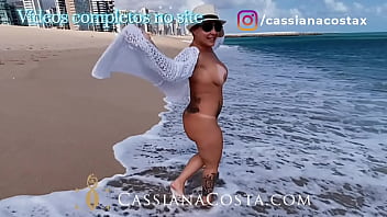 Essa baixinha não para de aprontar