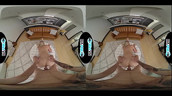 Kelsey kane spreads wide to get him to sign on the dotted line