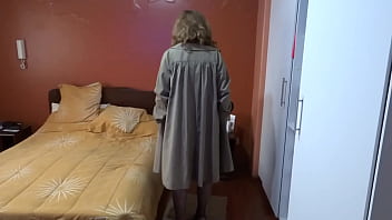 I love touching my pussy while my stepson's friends masturbate and cum