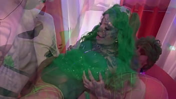 Hardcore clown fuckfest ends with double facial