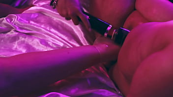 Fuck my wet pussy with your lovely foot