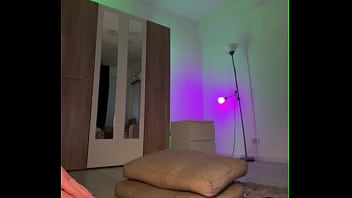 Masturbate in missionary