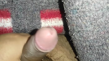 Pensaba en la puta que me folle el otro dia y no aguante