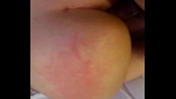 Peguei minha amiga brincando e entrei pra abrir a bunda dela