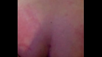 Peguei minha amiga brincando e entrei pra abrir a bunda dela