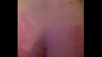 Peguei minha amiga brincando e entrei pra abrir a bunda dela