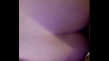 Peguei minha amiga brincando e entrei pra abrir a bunda dela