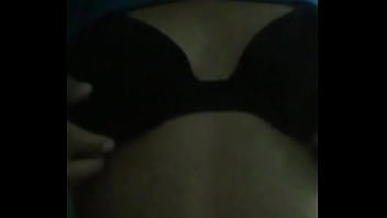 Masajeando mis tetas