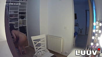 Luuv kelly films a solo video for her fans wondering if her boyfriend will watch