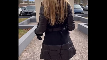 N'oublies pas que je suis la milf la plus chaude et la plus sal ope de