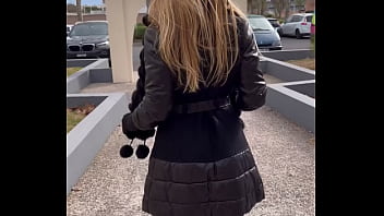 N'oublies pas que je suis la milf la plus chaude et la plus sal ope de