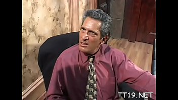 Salacious beauty daryn enjoys rear fuck