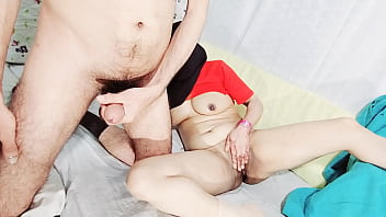 Handjob from girlfriend while fingering pussy with sound of sexy bangles