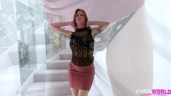 Busty milf's solo toy time