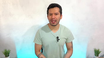 Hombre De La Basura Penetra Y Preña Al Coach Culon Del Gym thumbnail