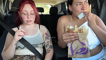 Mukbang tacobell eating