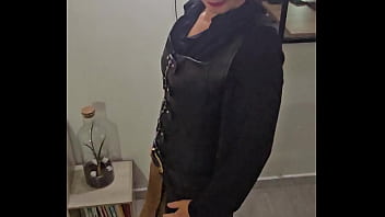 Tu aime le cuire moi jadore tu pense quoi de ma tenue