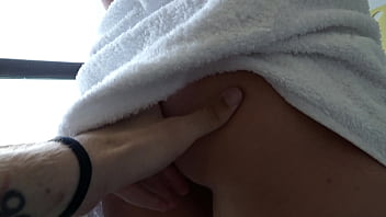 Using her tight pussy hole in the kitchen creampie