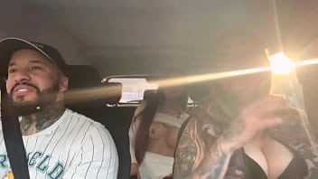 Uber pega passageira novinha que acabou de completar 18 anos siliconada com seu marido e acabam fazendo uma putaria dentro do carro em são paulo buceta mollhada Uber pega passageira novinha que acabou de completar 18 anos siliconada com seu marido e acabam fazendo uma putaria dentro do carro em são paulo buceta mollhada