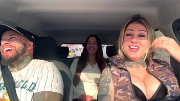 Uber pega passageira novinha que acabou de completar 18 anos siliconada com seu marido e acabam fazendo uma putaria dentro do carro em são paulo buceta mollhada Uber pega passageira novinha que acabou de completar 18 anos siliconada com seu marido e acabam fazendo uma putaria dentro do carro em são paulo buceta mollhada