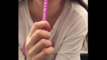 Me aburrí y juego conmigo misma