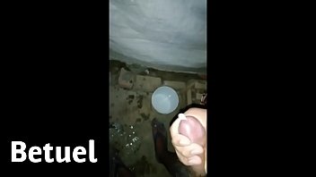 Se le va descomponer el aparato tanto masturbárse