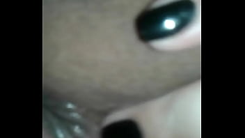 Me tocando querendo ser chupada