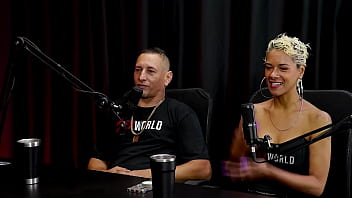 Gosta de levar uns tapas fez coisas hard na hora do sexo e o tamanho de pau que satisfaz natt paradise & raposão watch sheer red