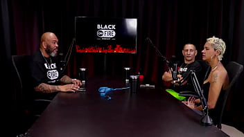 Gosta de levar uns tapas fez coisas hard na hora do sexo e o tamanho de pau que satisfaz natt paradise & raposão watch sheer red