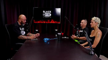 Gosta de levar uns tapas fez coisas hard na hora do sexo e o tamanho de pau que satisfaz natt paradise & raposão watch sheer red