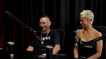 Gosta de levar uns tapas fez coisas hard na hora do sexo e o tamanho de pau que satisfaz natt paradise & raposão watch sheer red