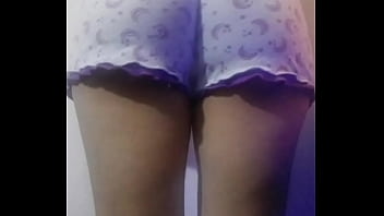 Muestro mis nalguitas