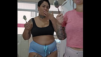 Depois de fazer morango do amor eu vou cair de boca na buceta dela