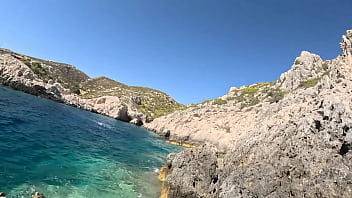 Goldenshowers by the sea