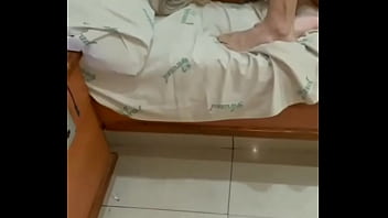 Esposa Safada E Amiga Fudendo Com Dois Machos Enquanto Os Maridos Assistem thumbnail