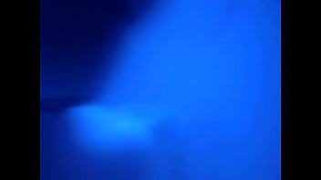 Il me prend dans la piscine désolé de la qualité bisous à tous